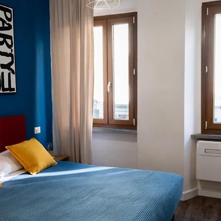 45 Guest house *